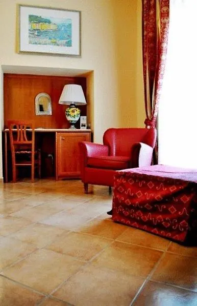 Hermitage Capua Hotel-1